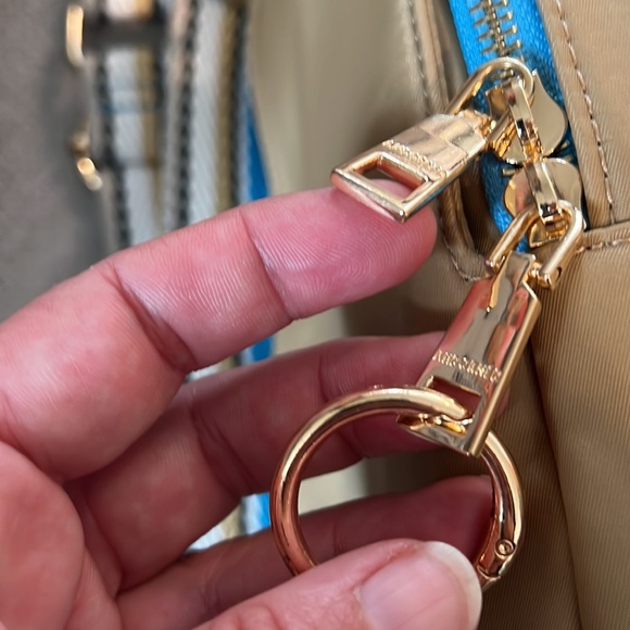 Ahdorned Cross Body Bag - Picture 5 of 7